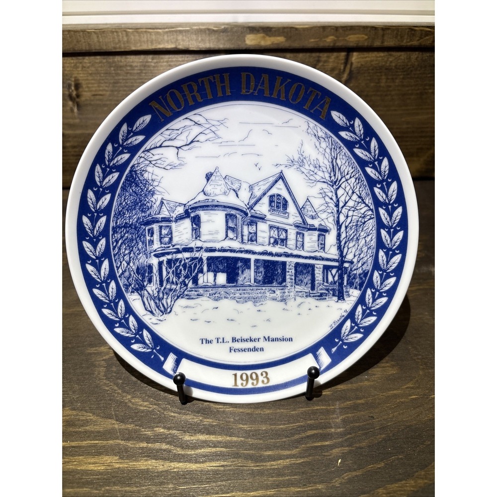 Collector's Plate The T.L. Beiseker Mansion Fessenden North Dakota 1993 No. 95